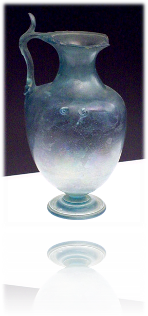 E:\Pictures\menjar\menjarroma\utensilis\vidre\383px-Roman_glass_hydria_from_Baelo_Claudia_(M_A_N__1926-15-287)_01.jpg